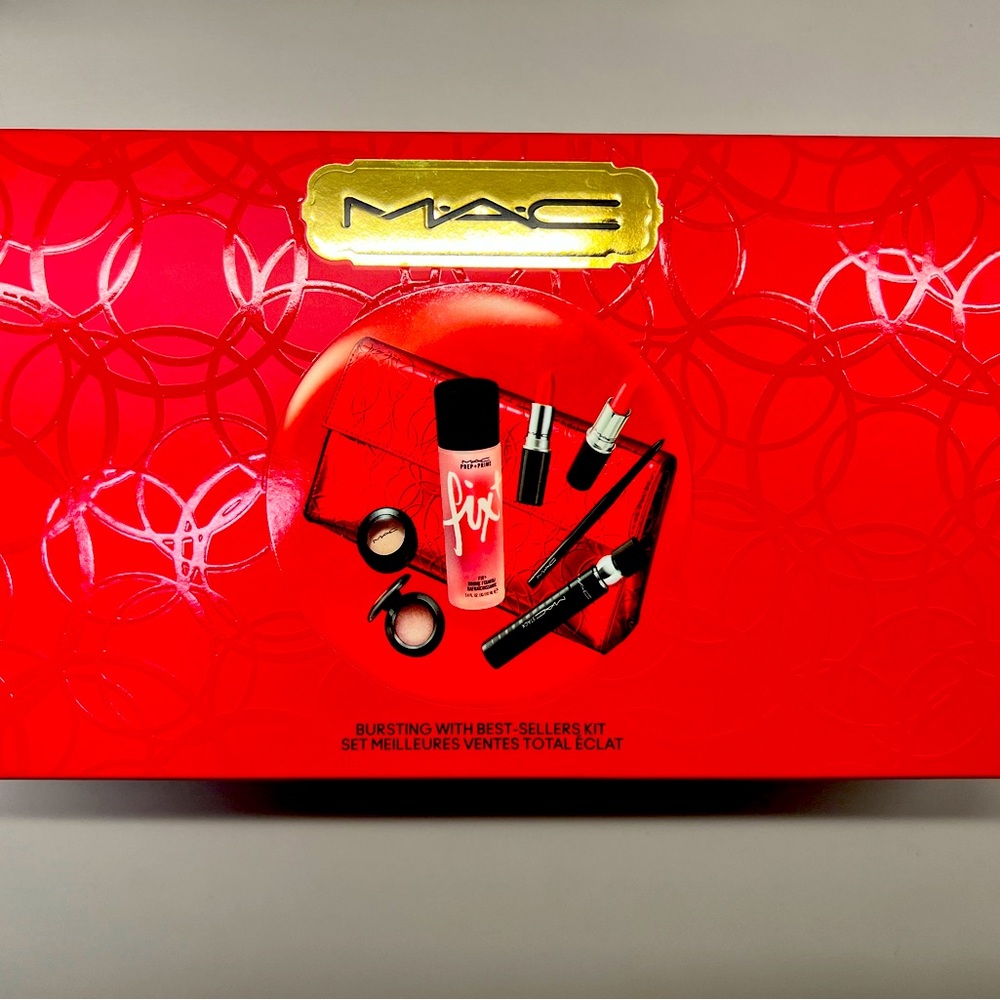 MAC- Bursting with Best Sellers Kit